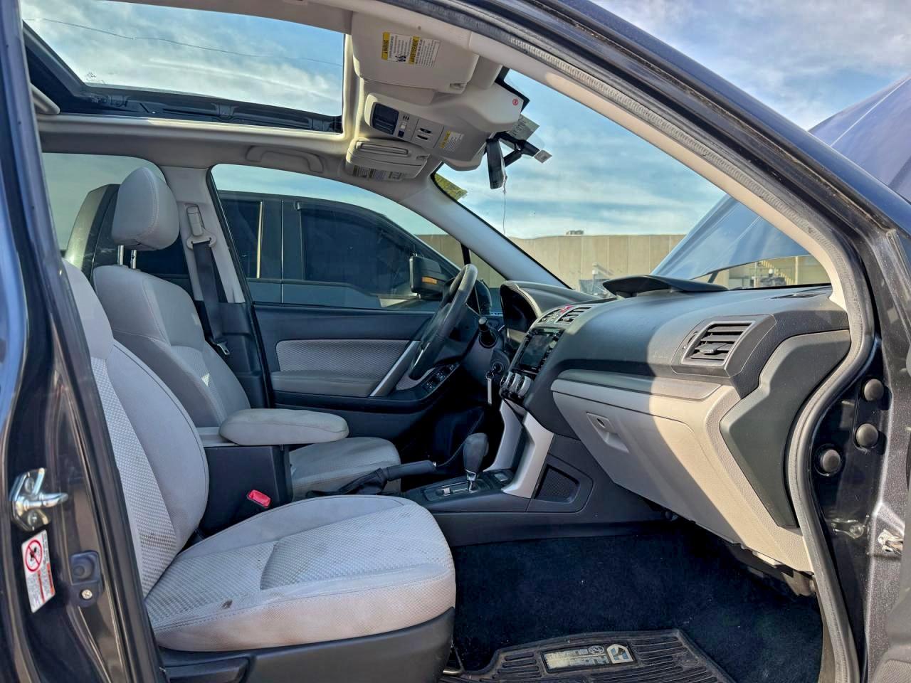 Subaru Forester 2.5i Premium Image 6