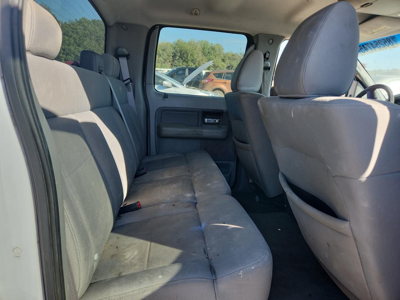 Ford F-150 Supercrew Image 4