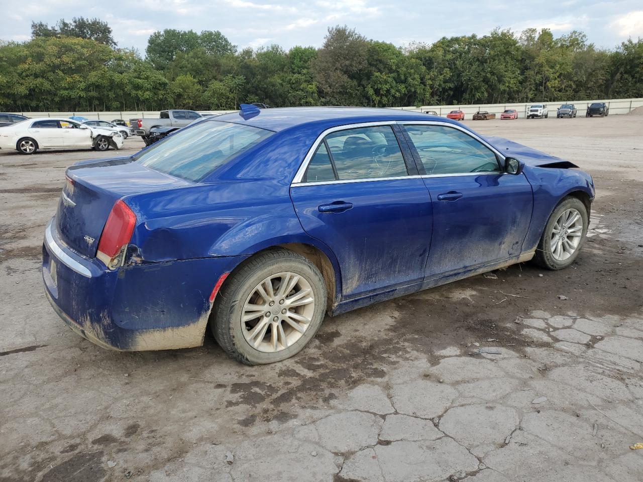 Chrysler 300 Touring Image 9