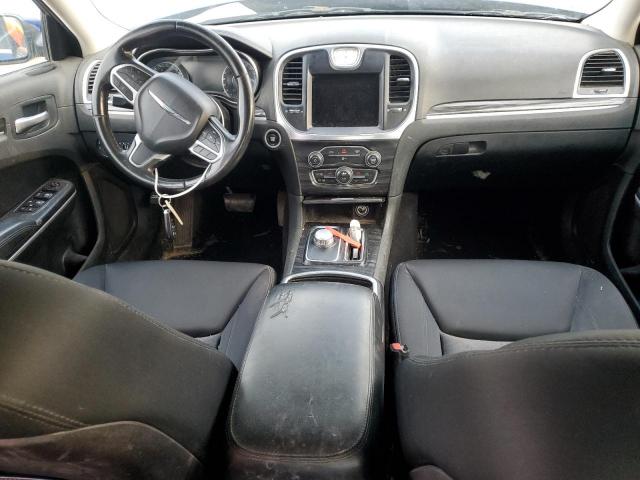 Chrysler 300 Touring Image 7