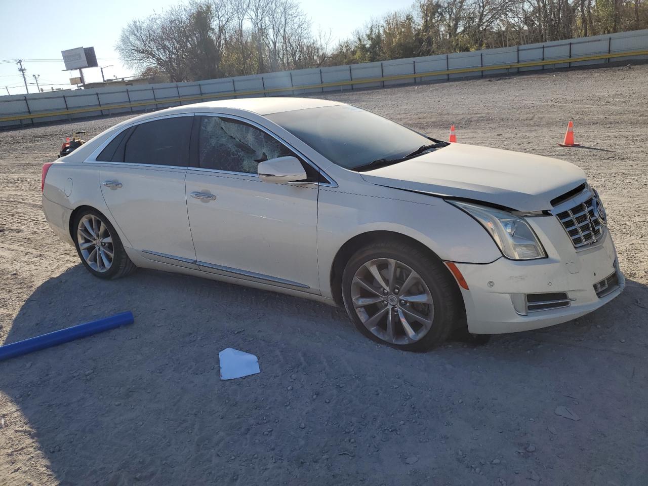 Cadillac XTS Luxury Collection Image 2