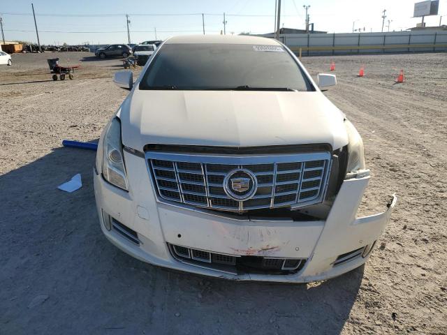 Cadillac XTS Luxury Collection Image 5