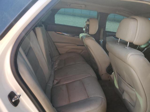 Cadillac XTS Luxury Collection Image 11