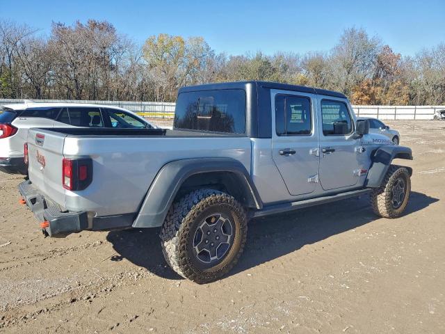 Jeep Gladiator Mojave Image 3