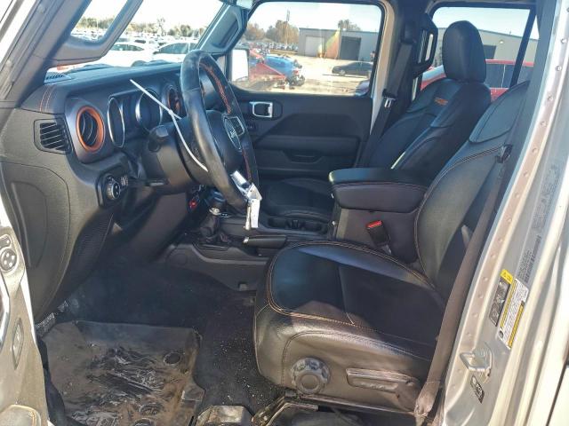 Jeep Gladiator Mojave Image 8