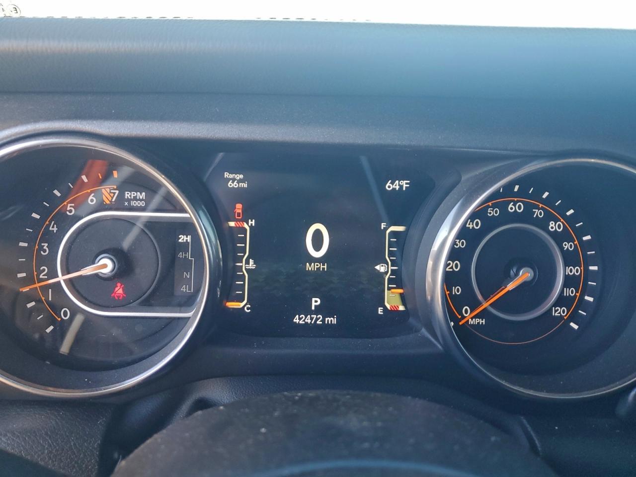 Jeep Gladiator Mojave Image 12