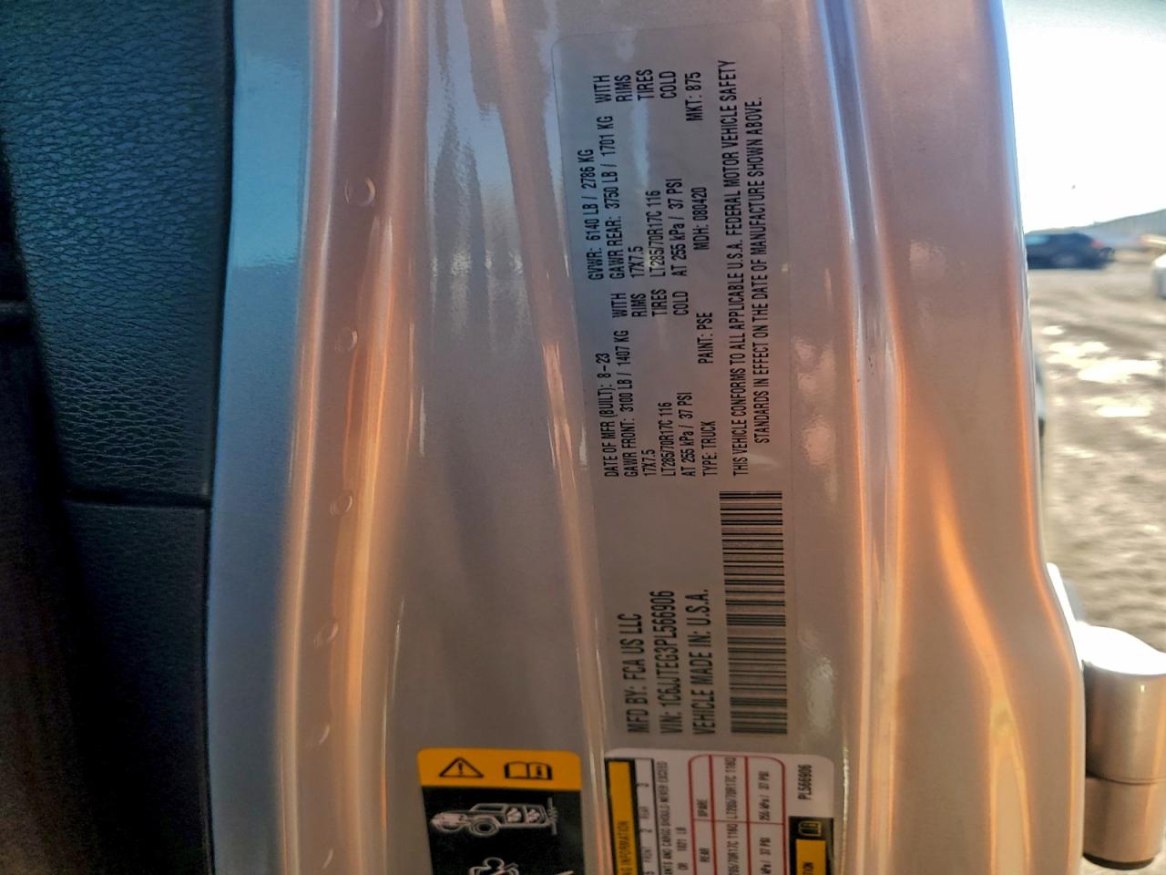 Jeep Gladiator Mojave Image 11