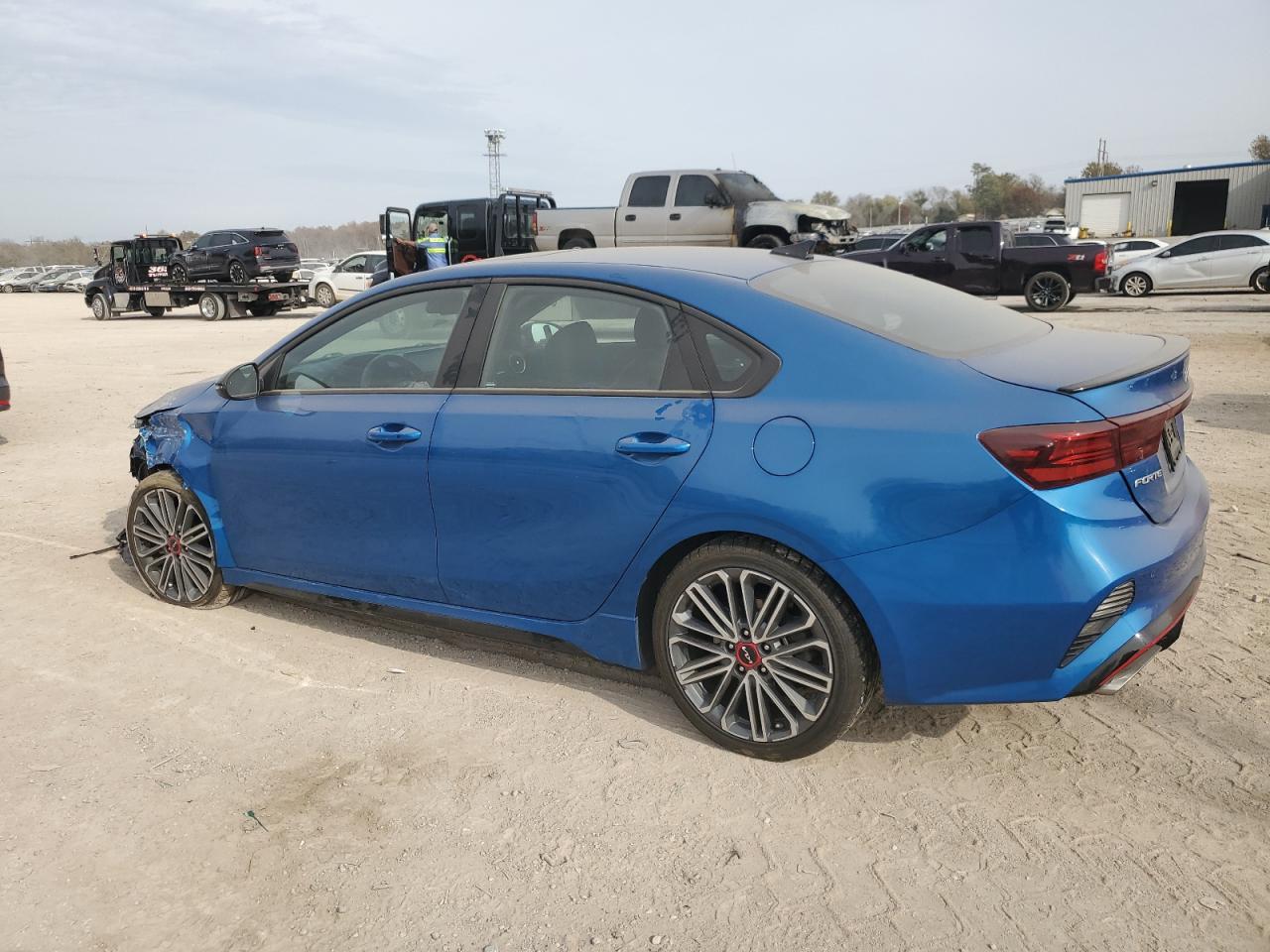 Kia Forte Gt Image 3