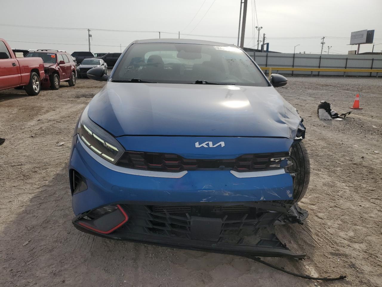 Kia Forte Gt Image 2