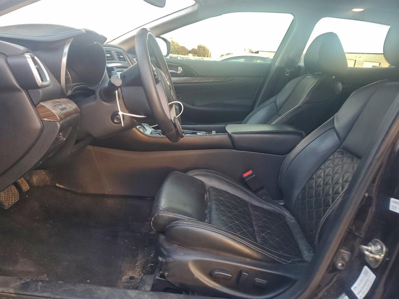 Nissan Maxima 3.5s Image 12