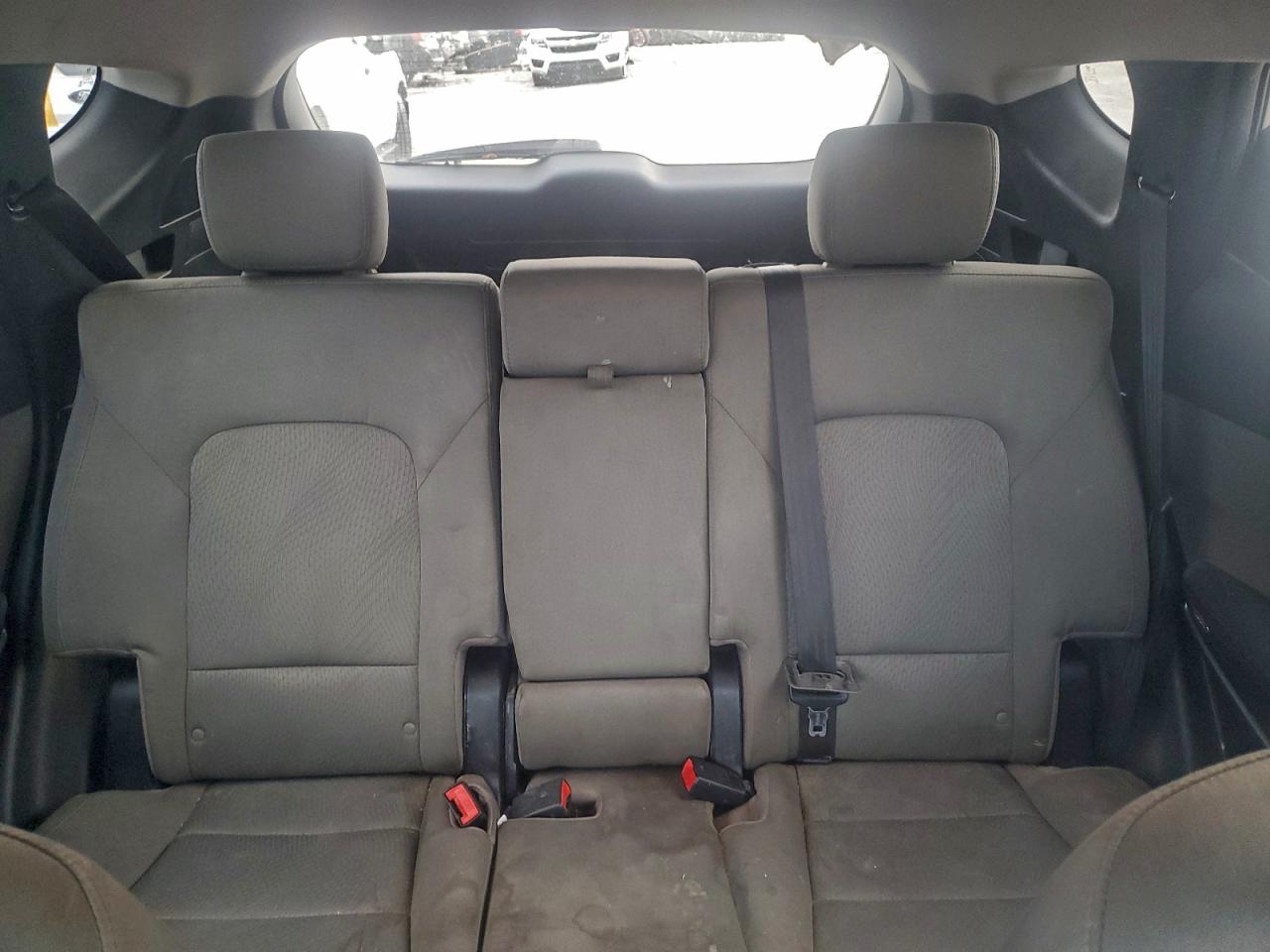 Hyundai SANTA FE Image 7