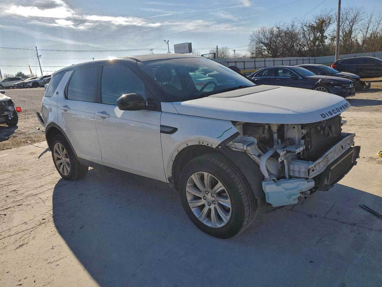 Land Rover Discovery Se Image 6