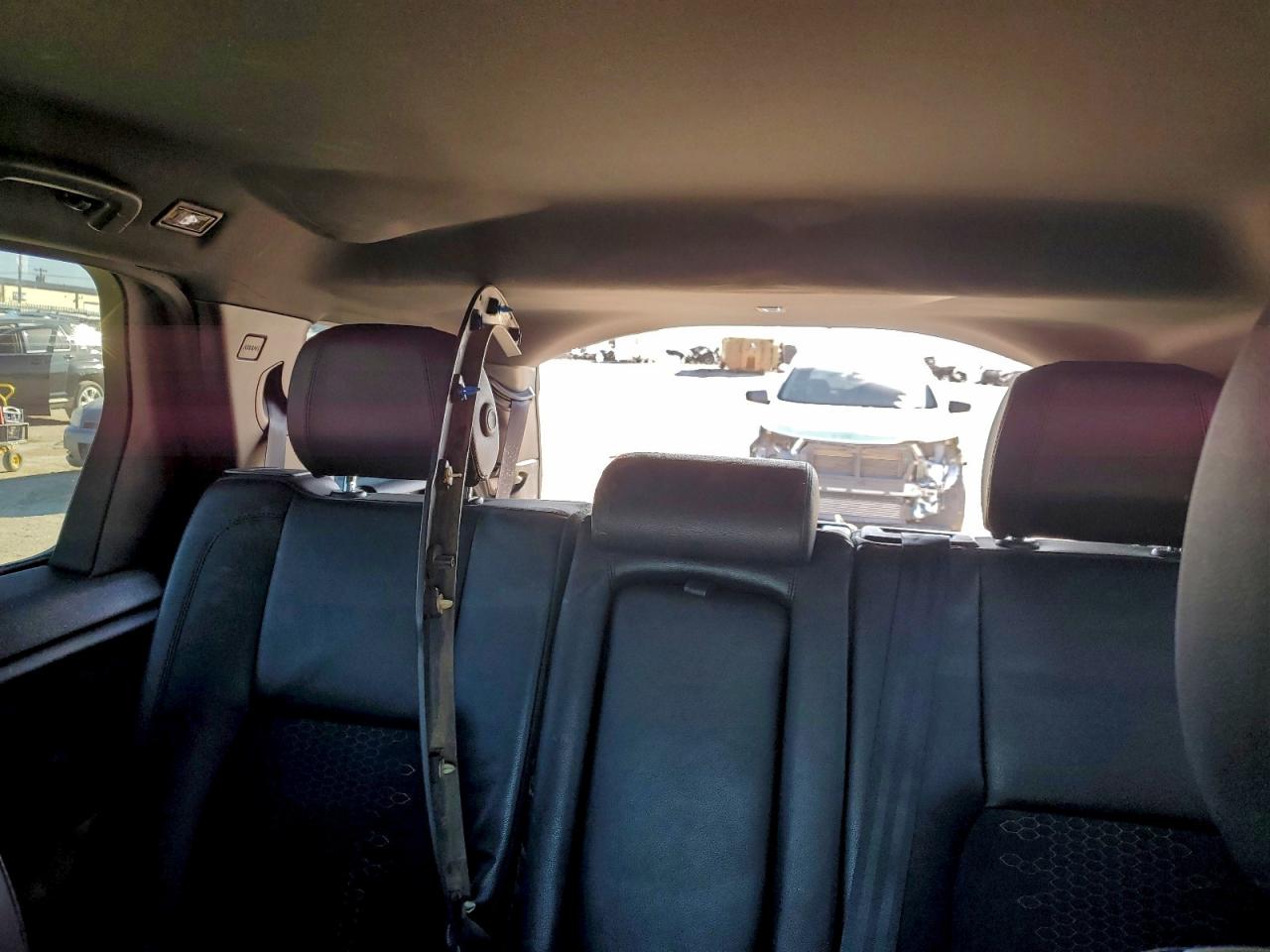 Land Rover Discovery Se Image 4