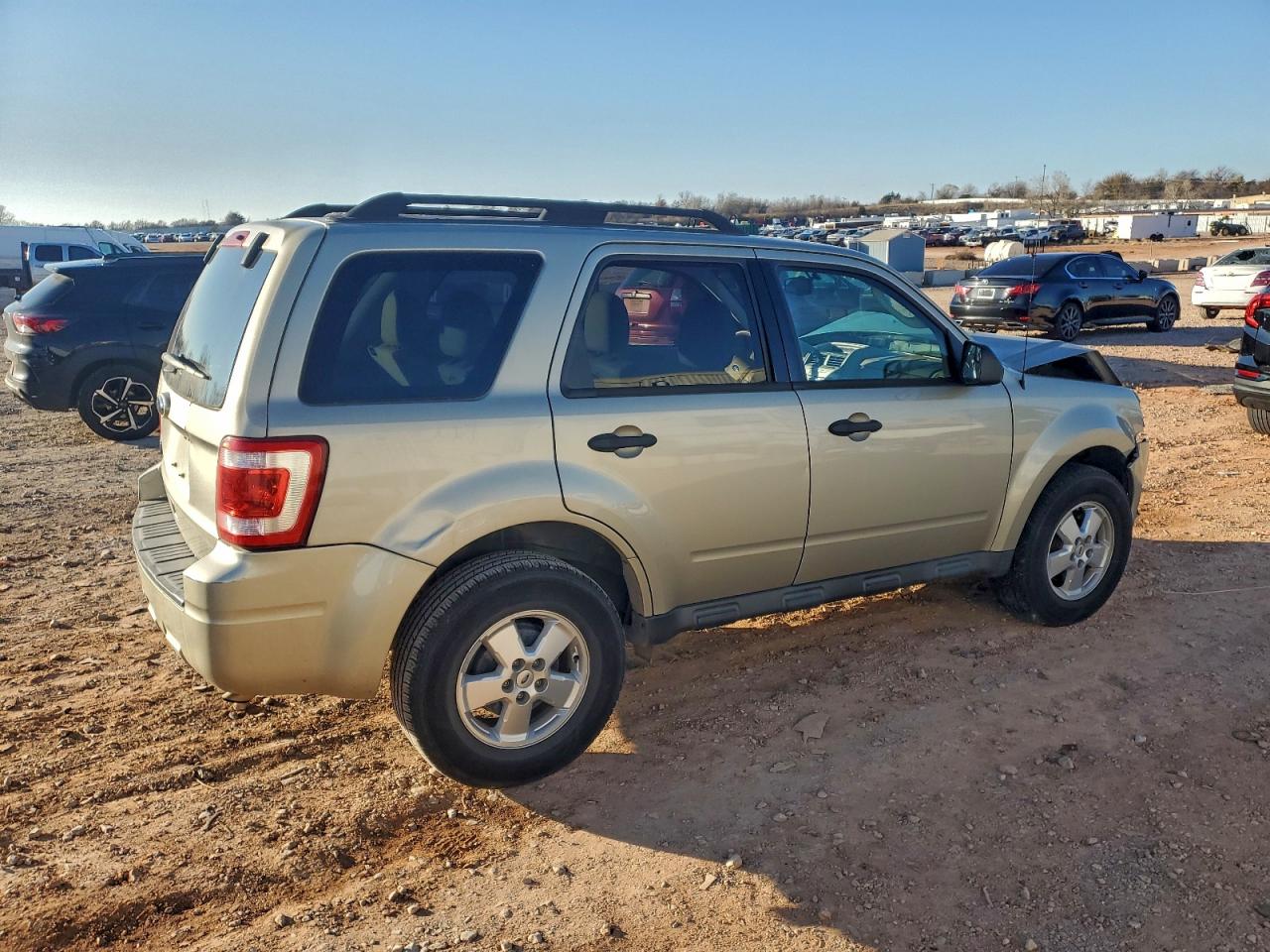 Ford Escape Xlt Image 2