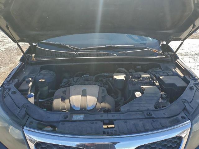 Kia Sorento Base Image 11