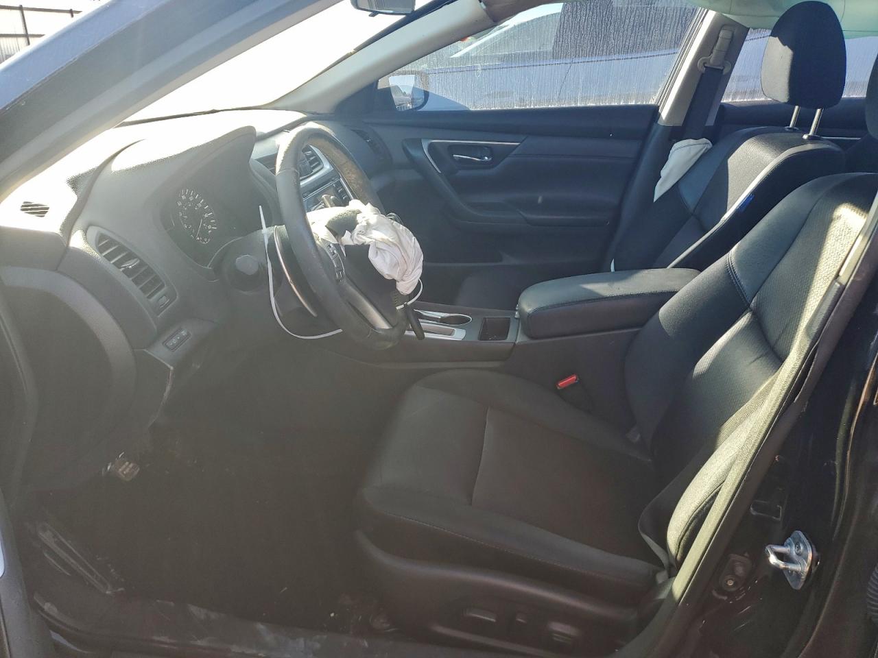 Nissan Altima 2.5 Image 3