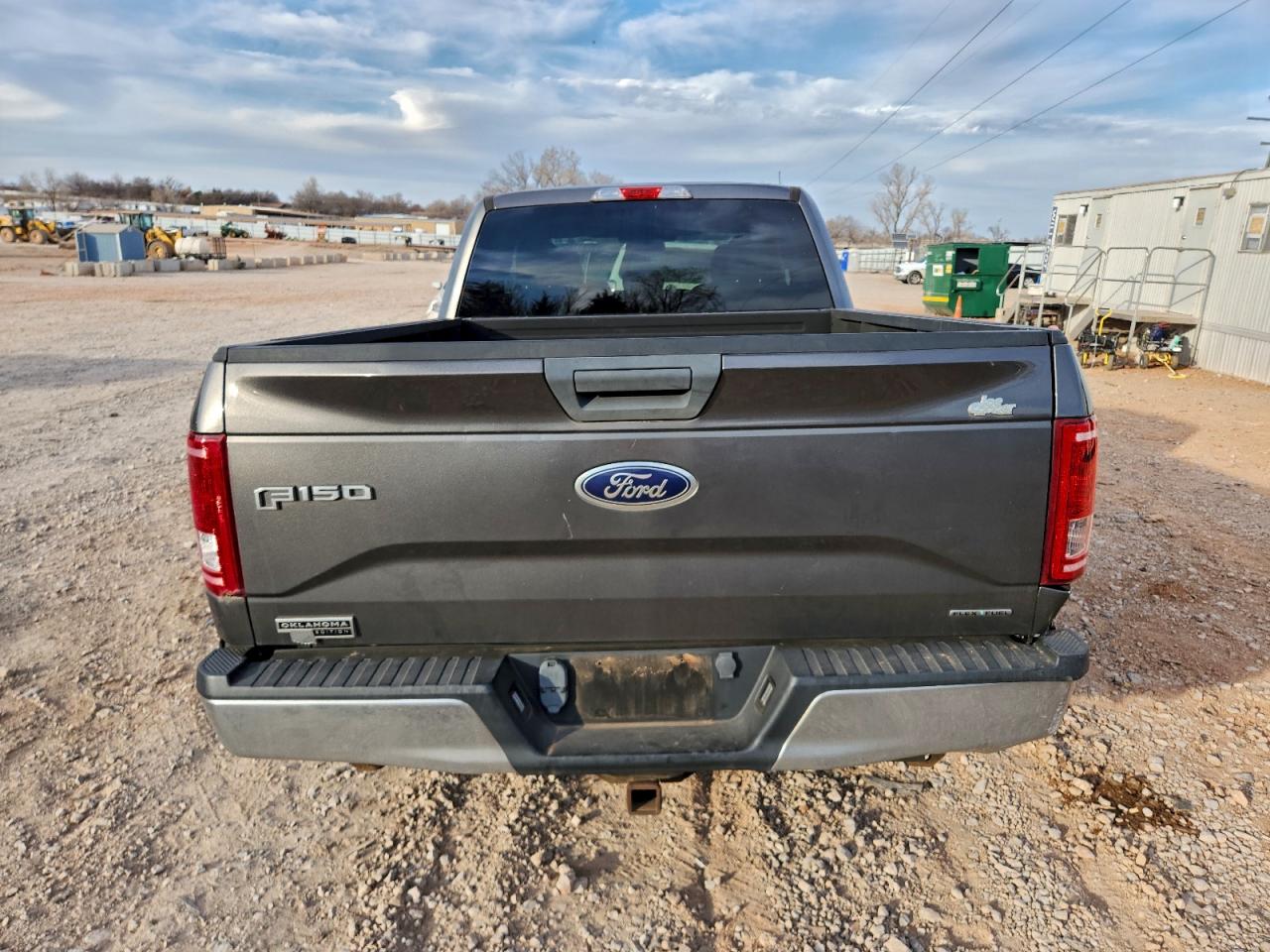 Ford F-150 Super Cab Image 11