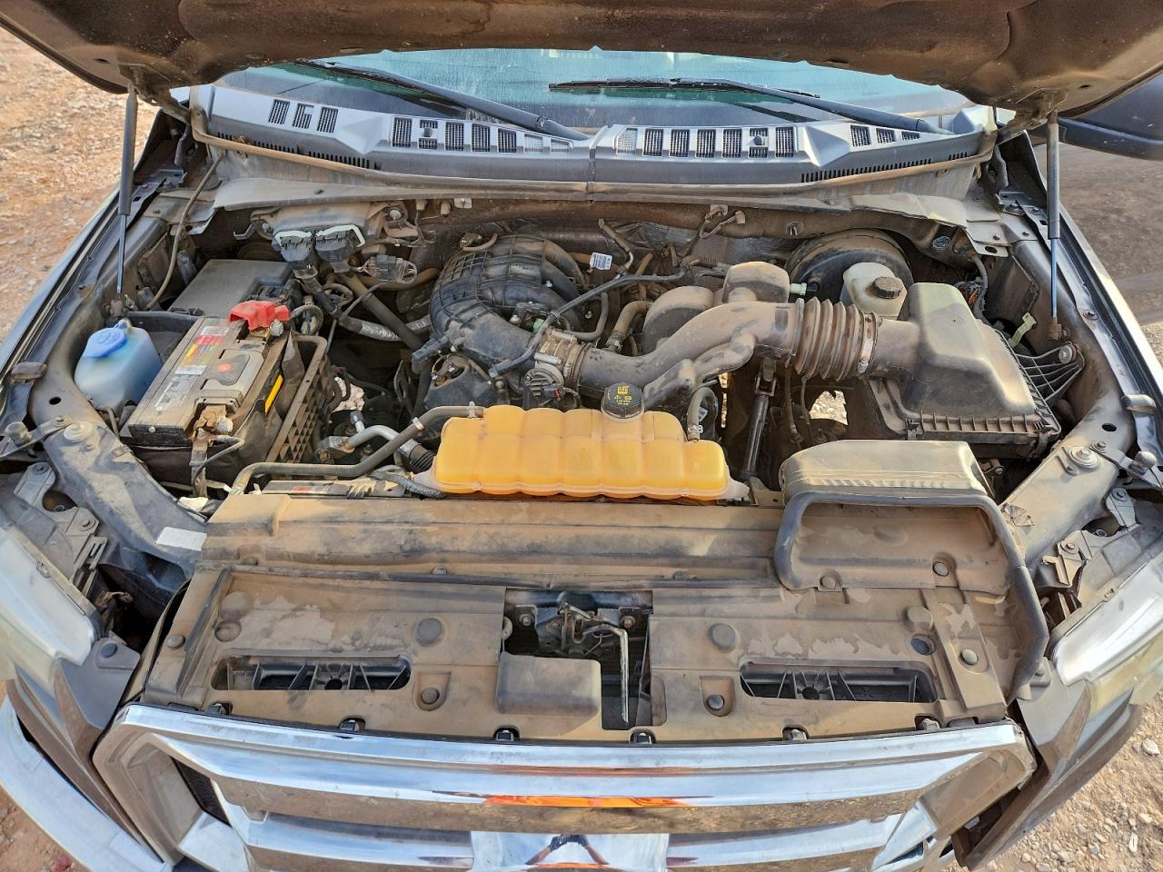 Ford F-150 Super Cab Image 5