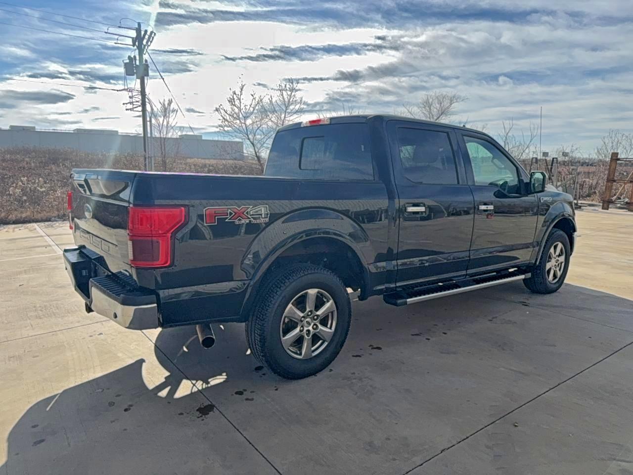 Ford F-150 Supercrew Image 8