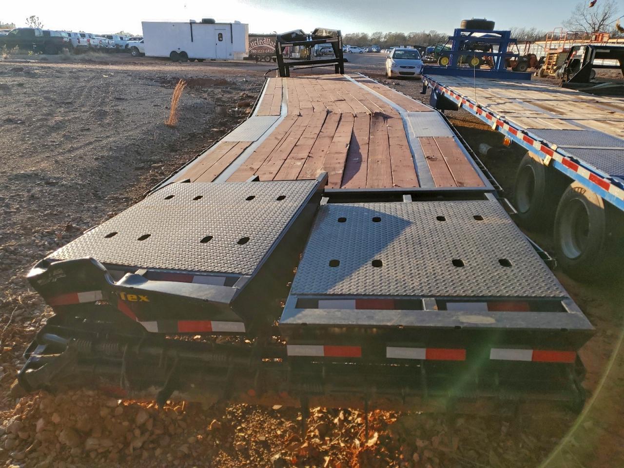 Bigtx Trailer Image 3