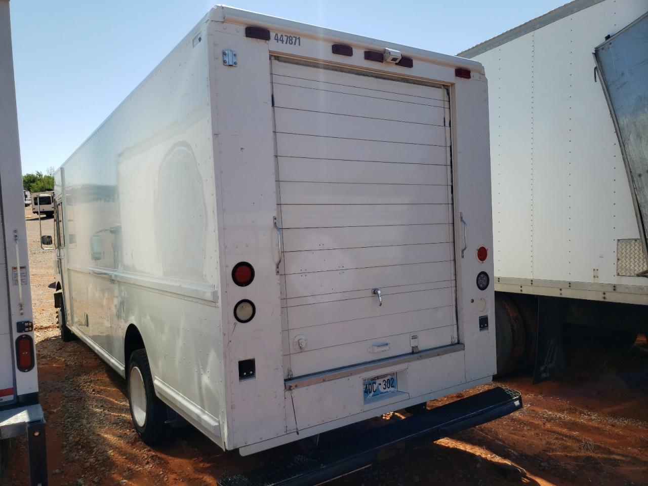Freightliner Chassis M M Line Walk-in Van Image 7