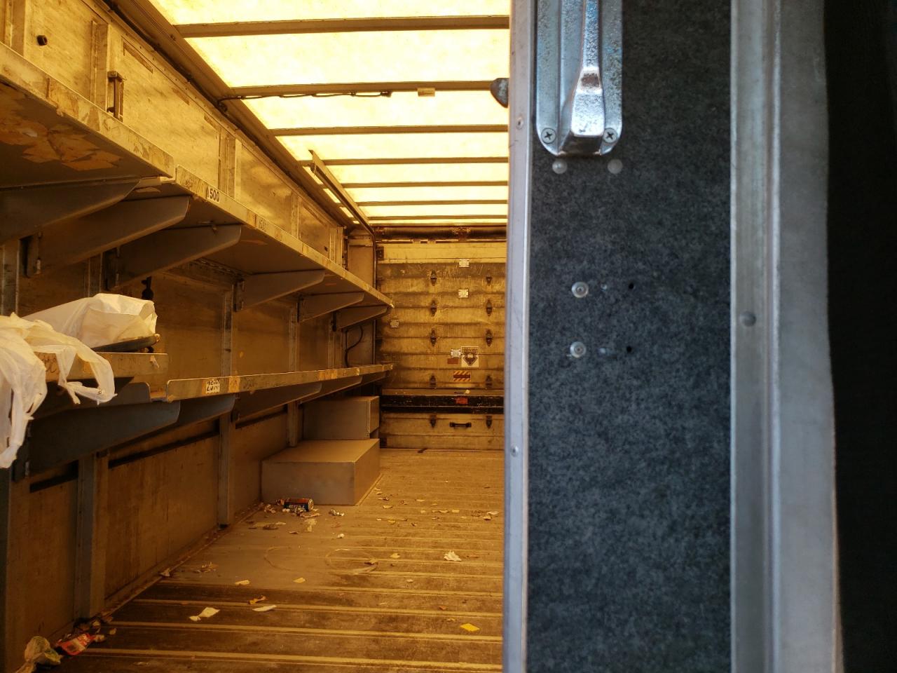 Freightliner Chassis M M Line Walk-in Van Image 9