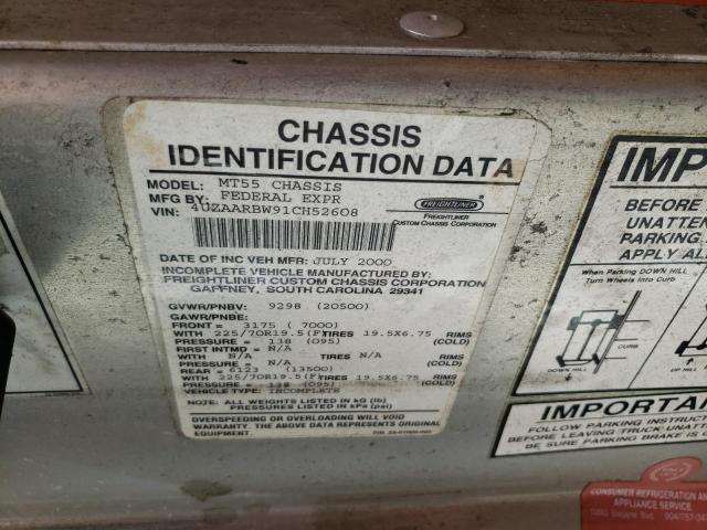 Freightliner Chassis M M Line Walk-in Van Image 5