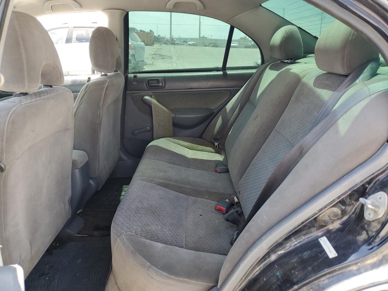 Honda Civic Dx Vp Image 11