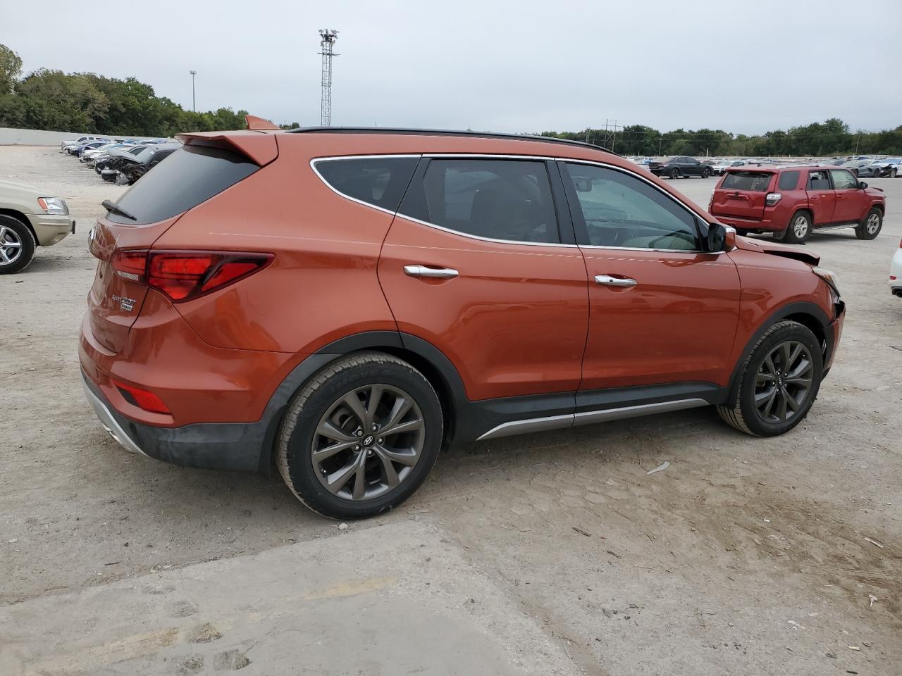 Hyundai SANTA FE Image 6
