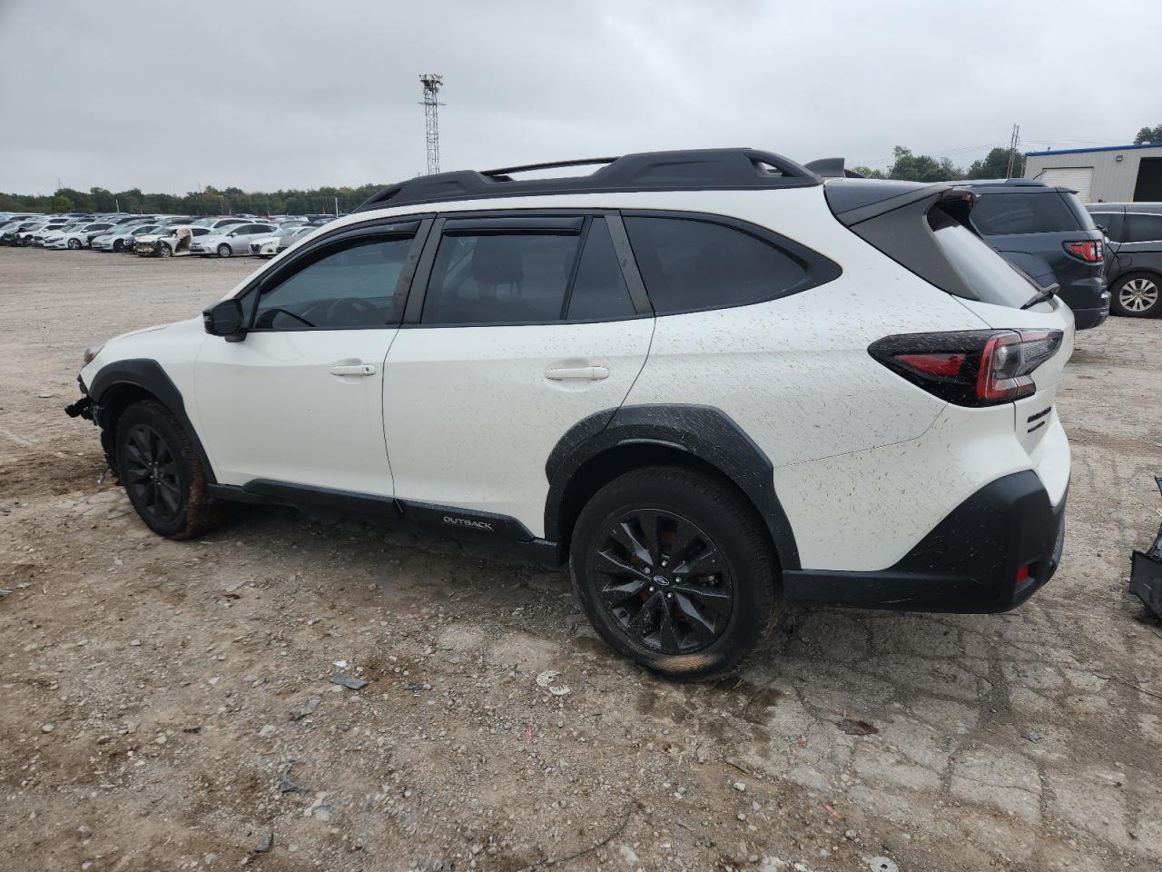 Subaru Outback Onyx Edition Image 3