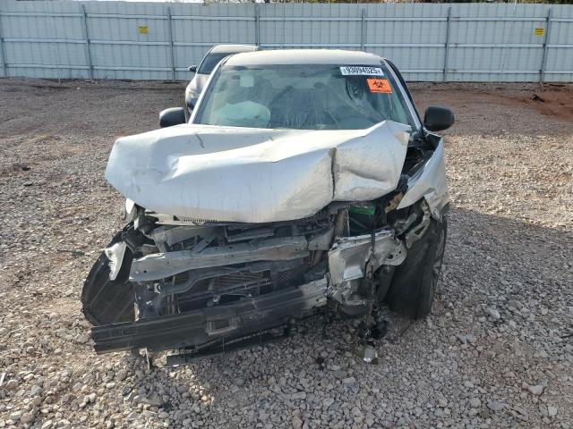 Mitsubishi Outlander Se Image 2