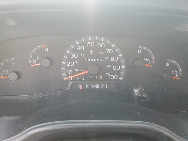 Ford Econoline E450 Super Duty Cutaway Van Image 3