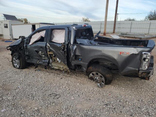 Ford F-250 Super Duty Image 2