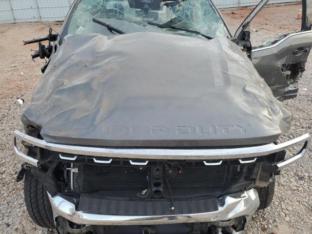 Ford F-250 Super Duty Image 12