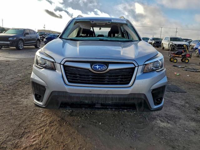 Subaru Forester Image 9