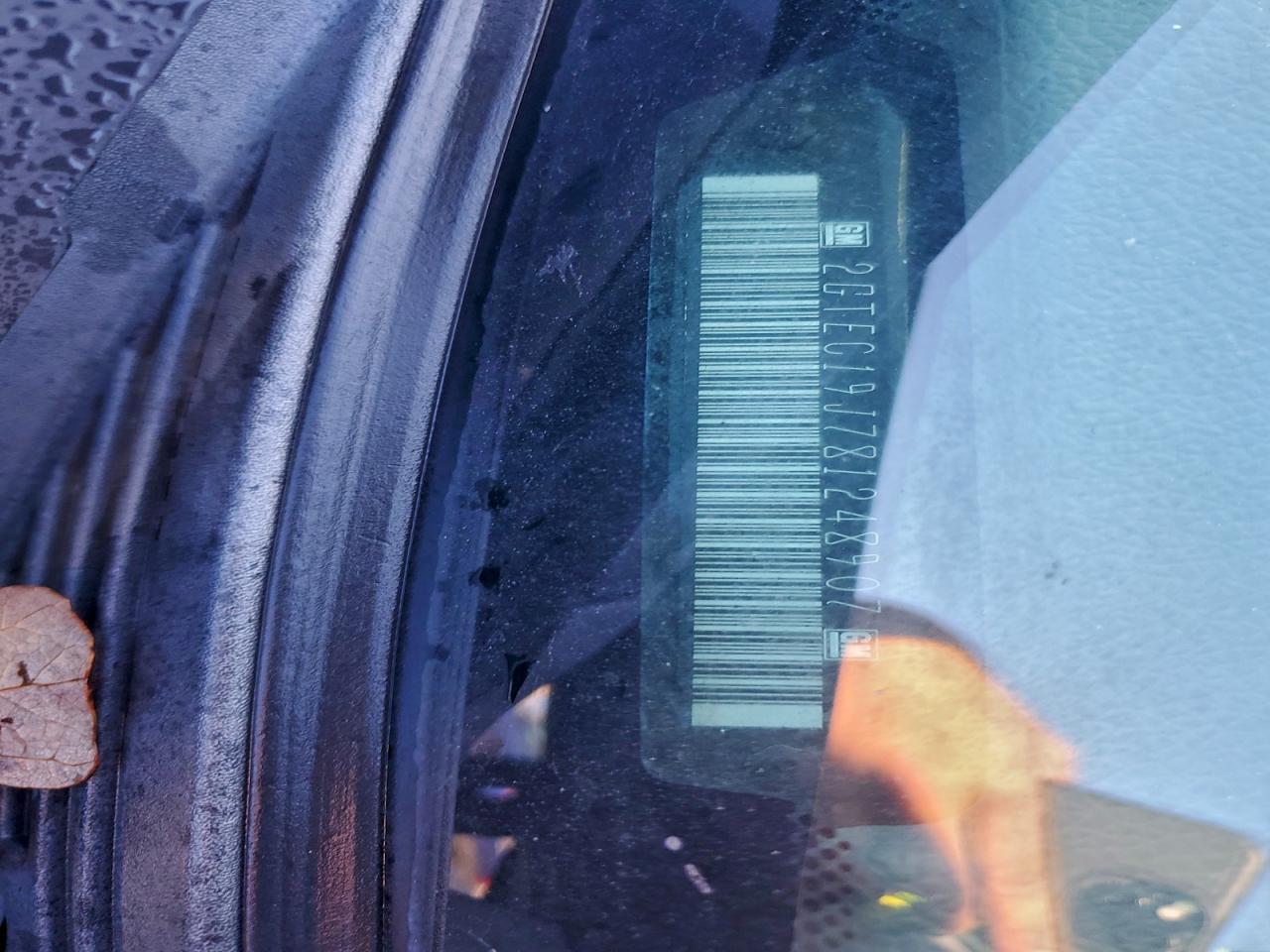 GMC Sierra C1500 Image 8