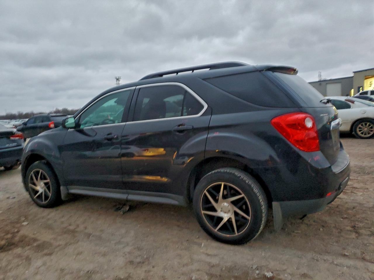 Chevrolet Equinox Lt Image 2
