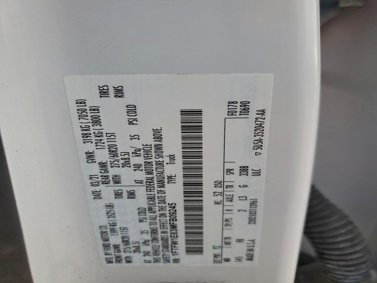 Ford F-150 Supercrew Image 12