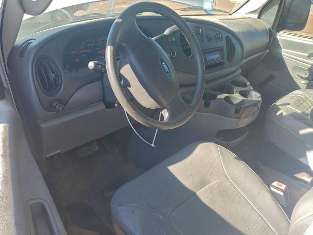 Ford E-250 E250 Van Image 6