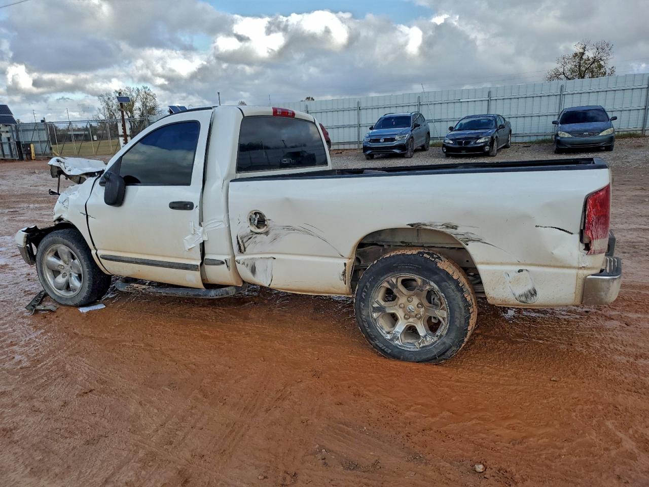 Dodge Ram 1500 St Image 2