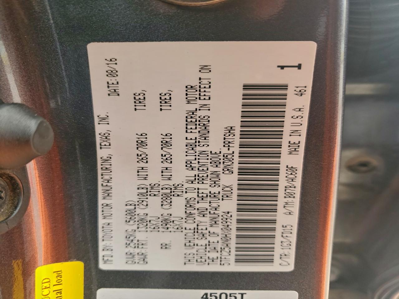 Toyota Tacoma Double Cab Image 12