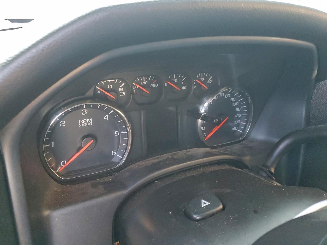 Chevrolet Silverado C1500 Custom Image 6