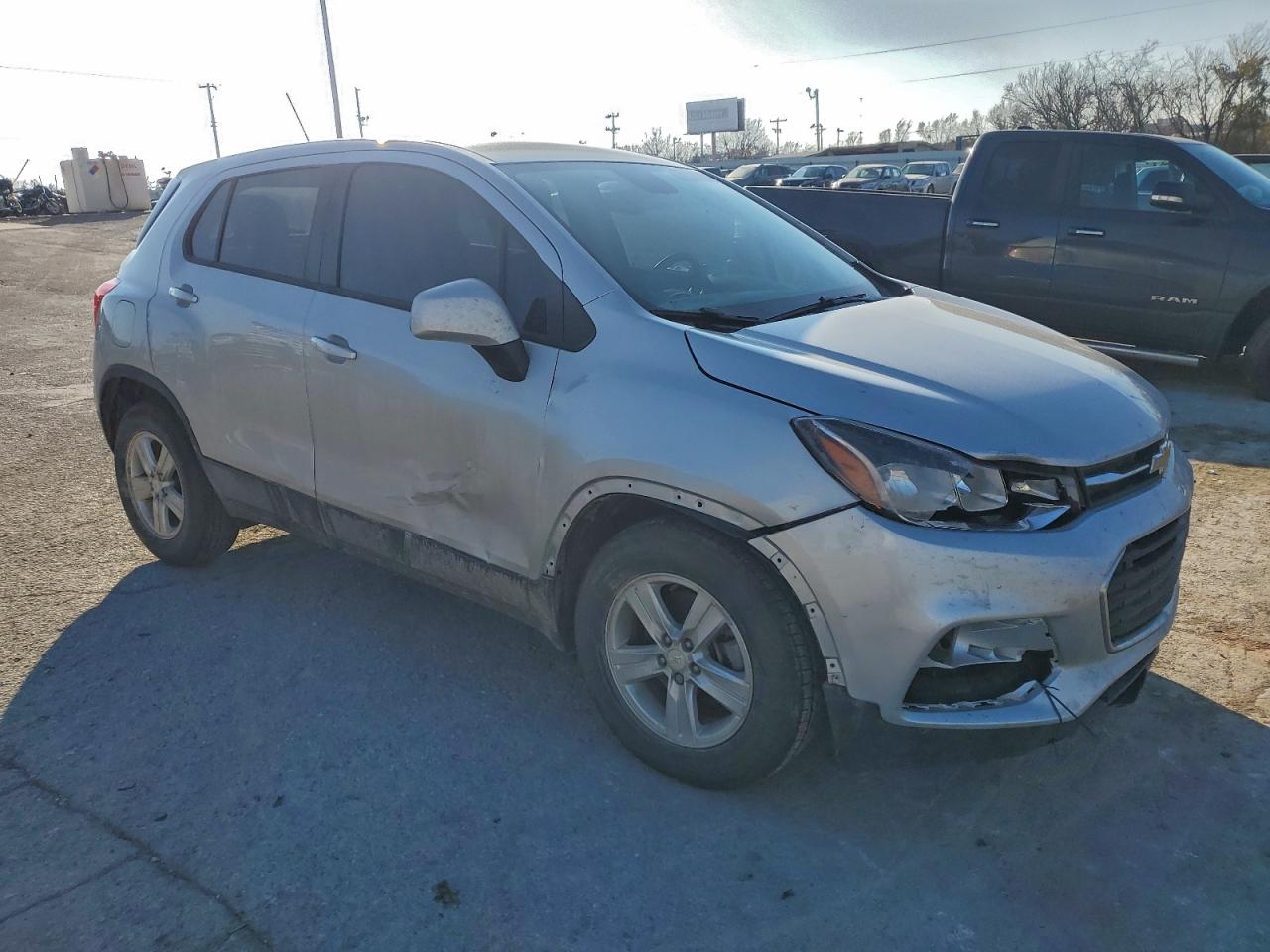 Chevrolet Trax Ls Image 4