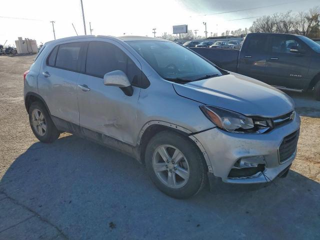 Chevrolet Trax Ls Image 4