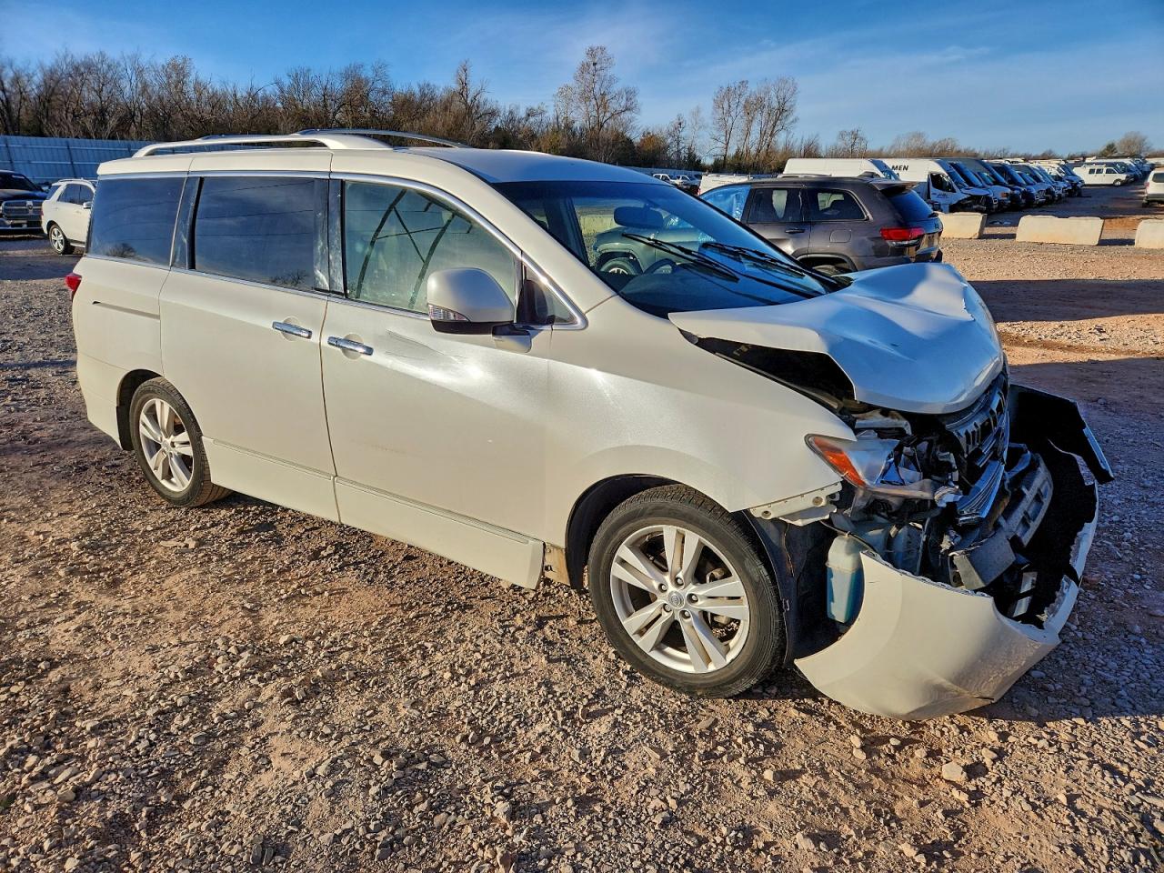 Nissan Quest S Image 2