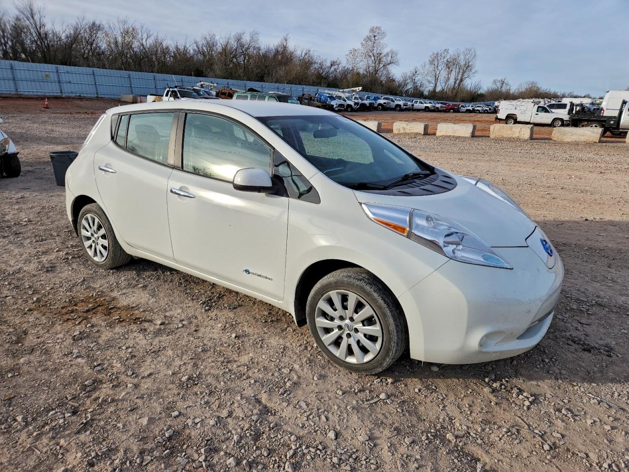 Nissan LEAF S Image 8