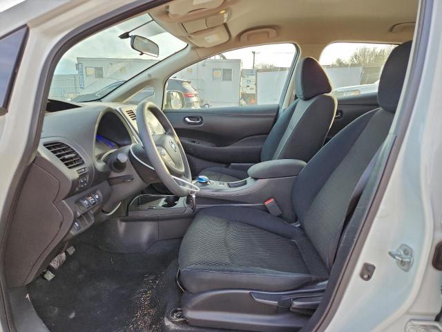 Nissan LEAF S Image 2