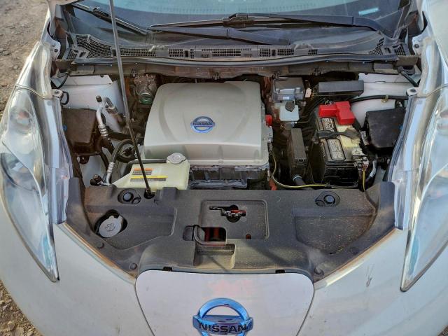 Nissan LEAF S Image 12