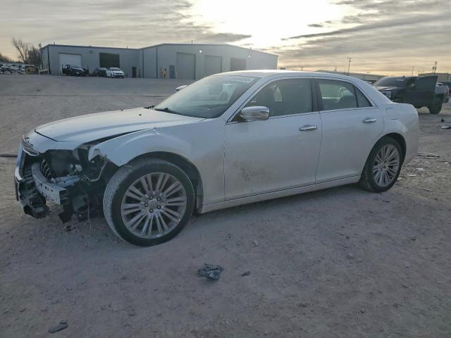  Salvage Chrysler 300