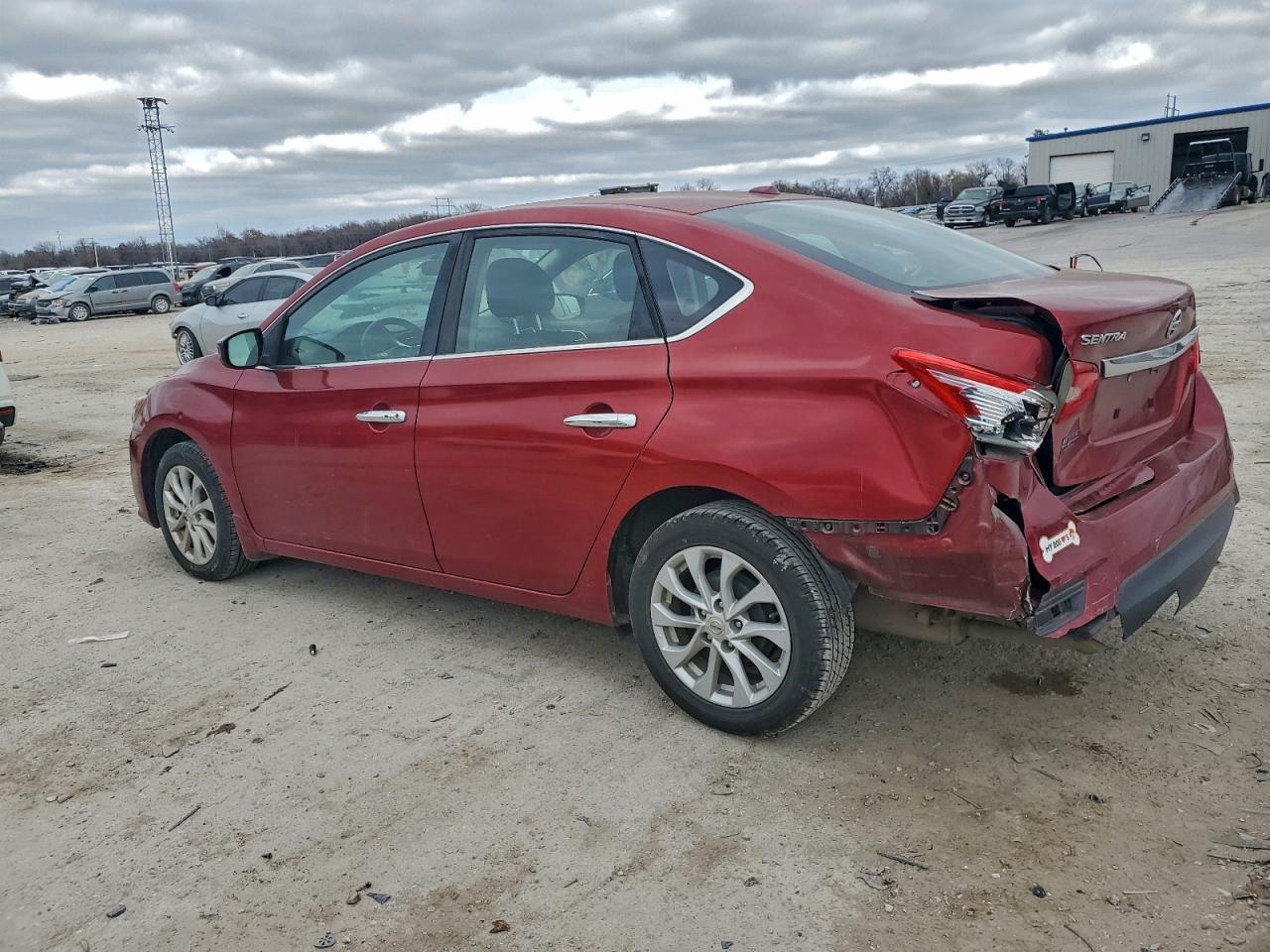 Nissan Sentra S Image 2